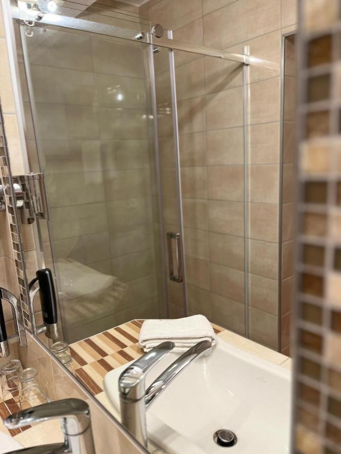 Hotel Stadtvilla Laux Мерциг Екстериор снимка