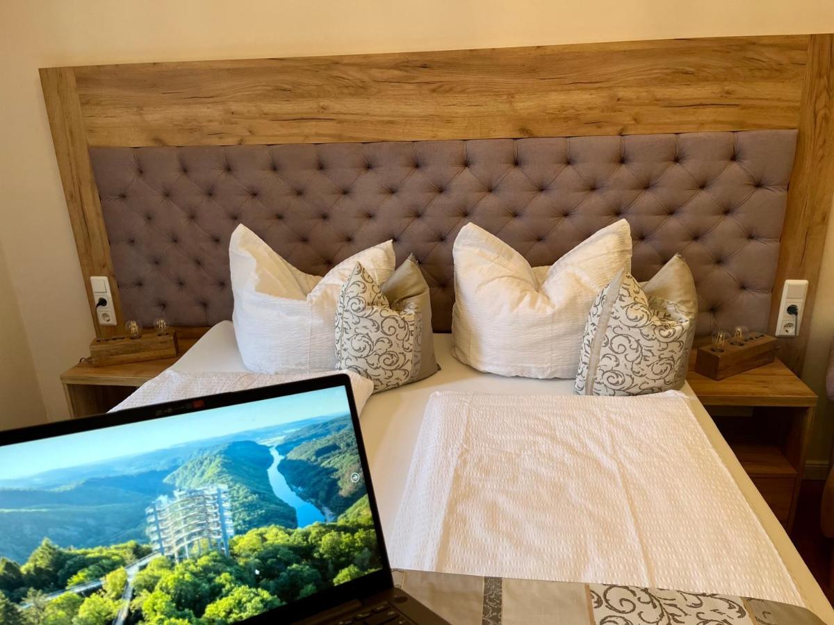 Hotel Stadtvilla Laux Мерциг Екстериор снимка